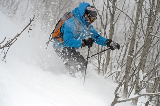 Off Piste in Chamonix Valley ( credit : Dan Ferrer ) 