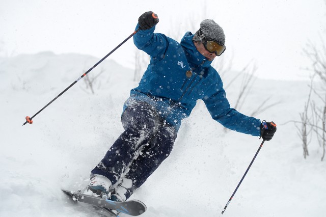 Off Piste in Chamonix Valley ( credit : Dan Ferrer ) 